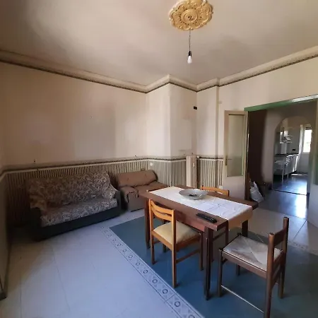 Apartment Sweet *