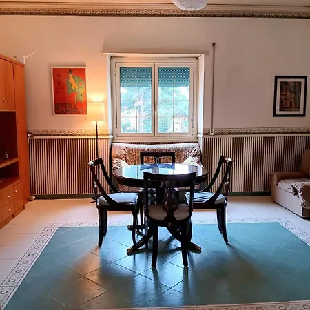 Apartment Sweet *
